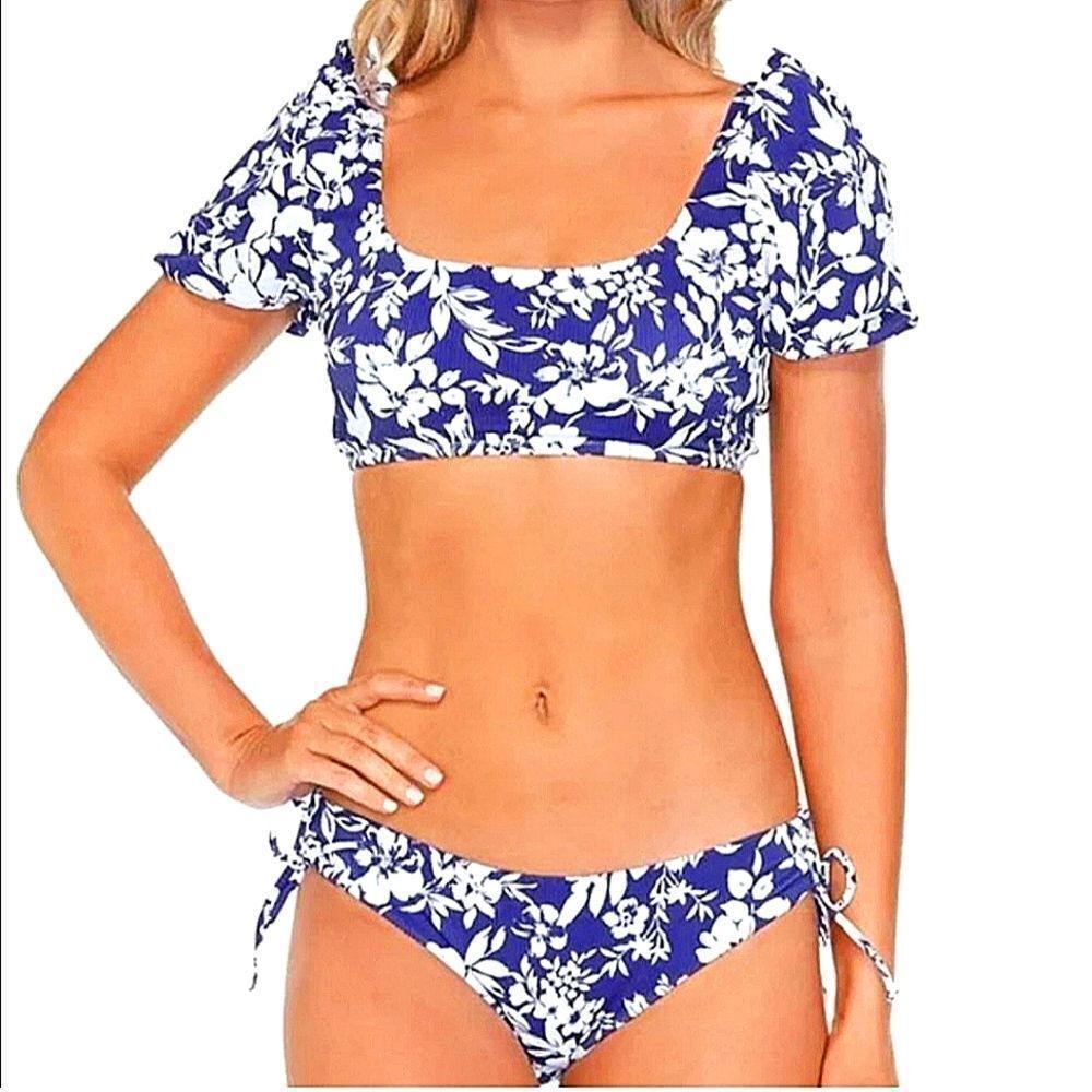 Raisins Women's Blue & White Floral Square Neck Cap Sleeve Top & Bottom medium